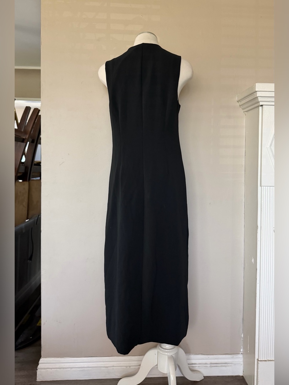 Abercrombie & Fitch Black Sleeveless Button-Front Midi Dress - Picture 2 of 3